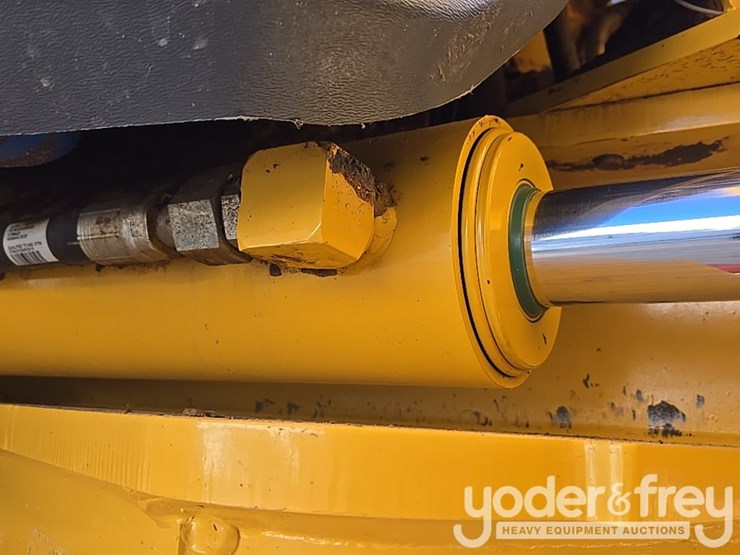 2021-deere-460e-image-42