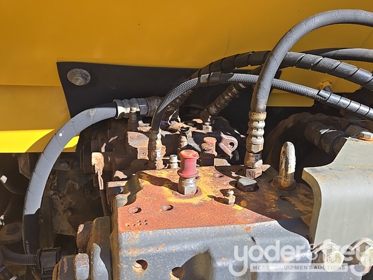 2008-komatsu-pc200-lc-8-image-52