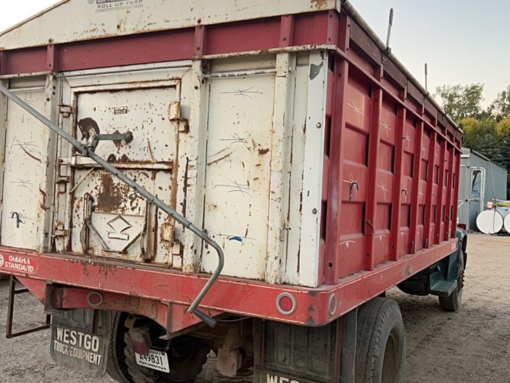 1975-chevrolet-c60-image-38