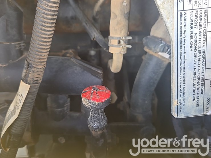 2018-komatsu-d51px-24-image-57