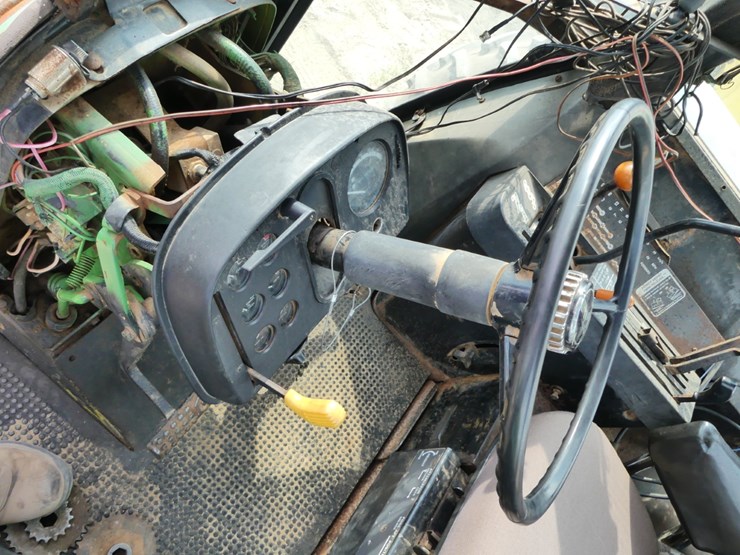 john-deere-4440-image-15