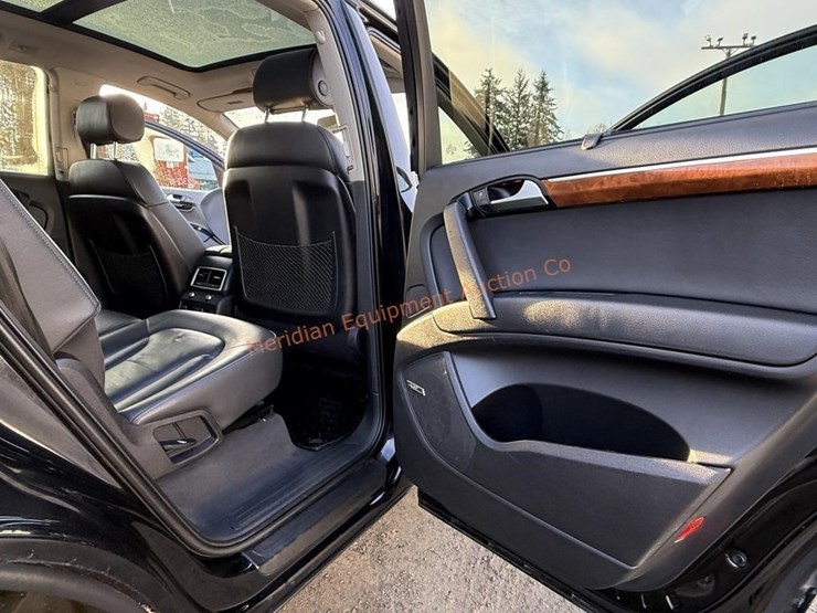 2014-audi-q7-image-31