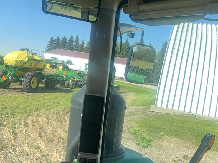 2016-john-deere-9520r-image-165