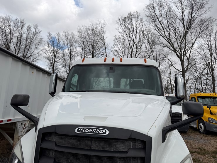 #40951-•-2019-freightliner-cascadia-t/a-daycab-truck-tractor-3akjhtdv5kskd3189-image-38