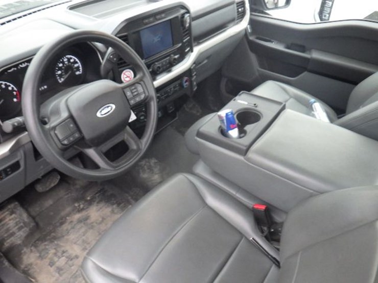 2021-ford-f150-xl-image-9