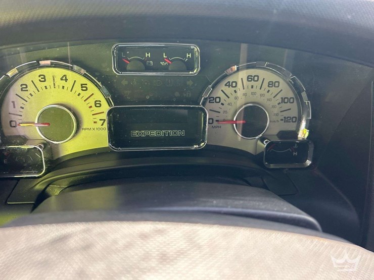 2008-ford-expedition-image-13