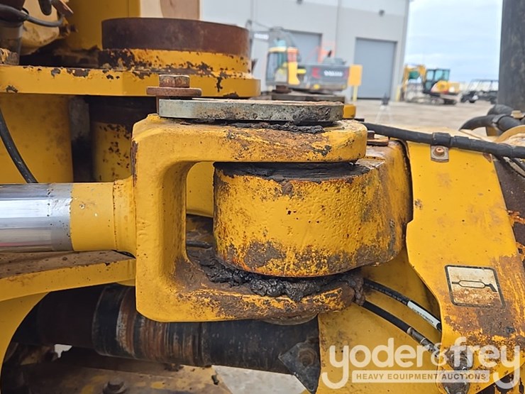 2013-deere-410et-image-38