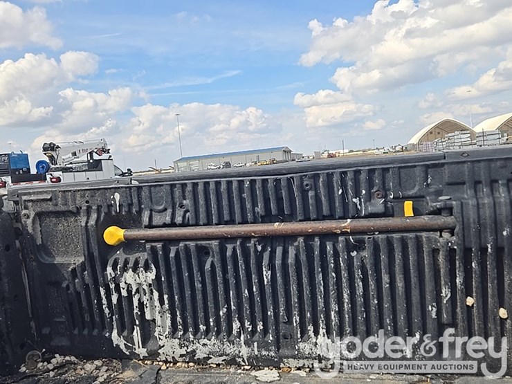 2008-ford-f350-image-77