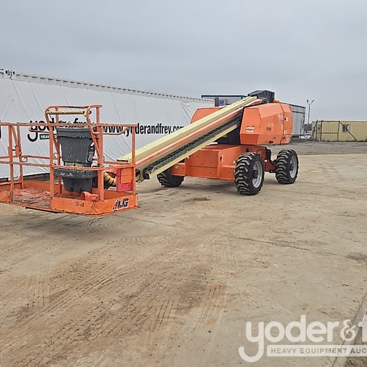 2015 JLG 600S