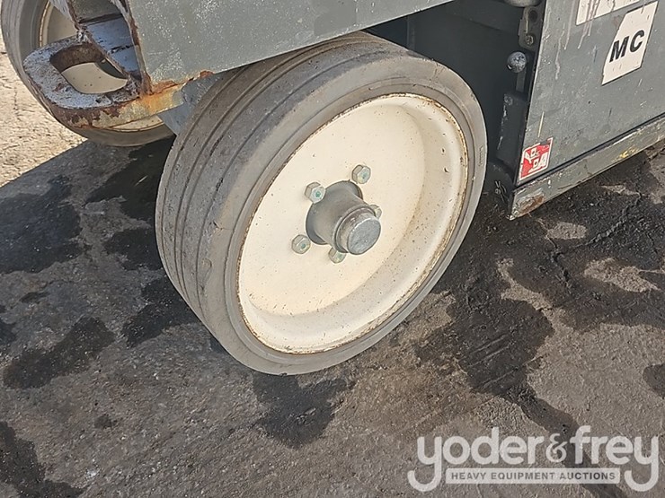 2017-skyjack-sjiii3226-image-19