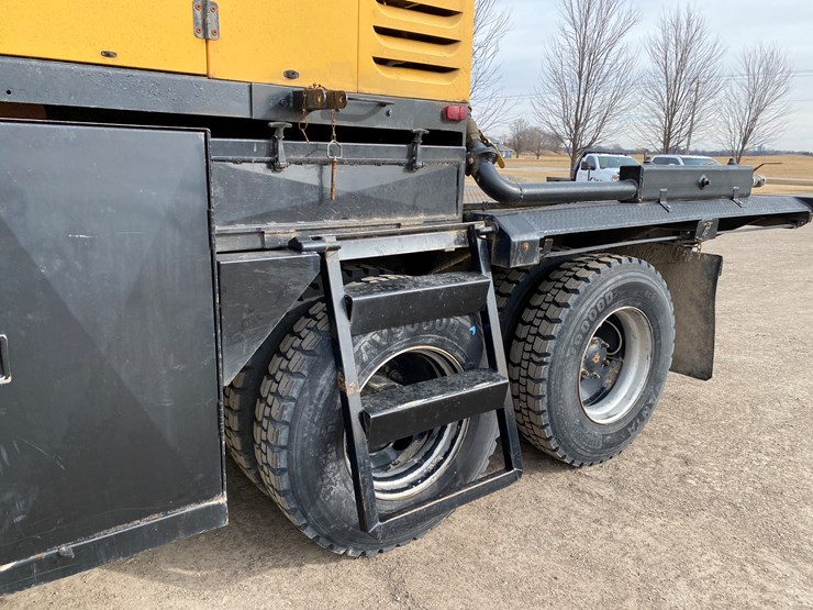 1999-mack-rd690s-image-28