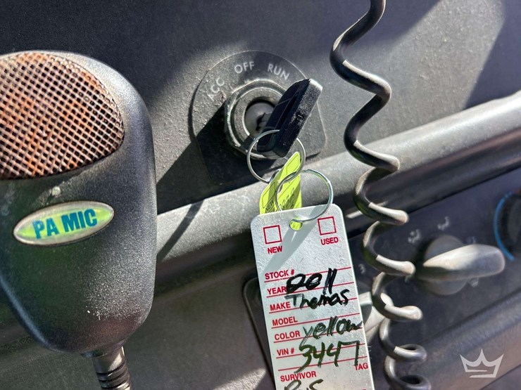 2011-freightliner-b2-image-28