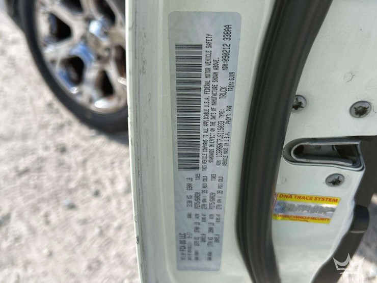 2018-dodge-1500-image-5