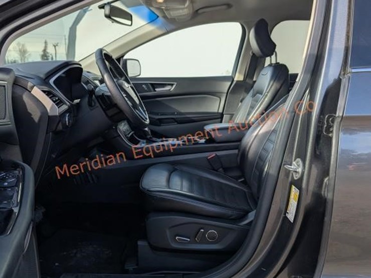 2016-ford-edge-sel-image-10