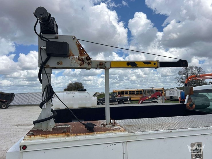 2012-ford-f350-image-17