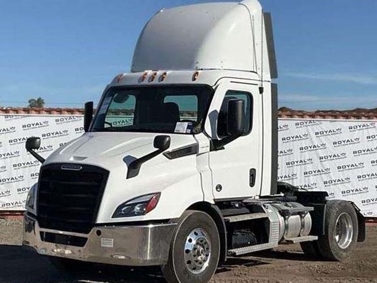 2023-freightliner-cascadia-116-image-1