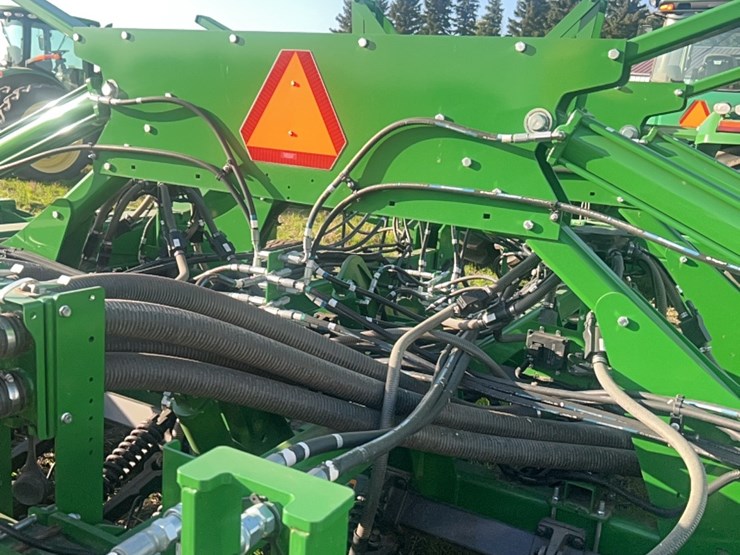 2018-john-deere-1910-image-166