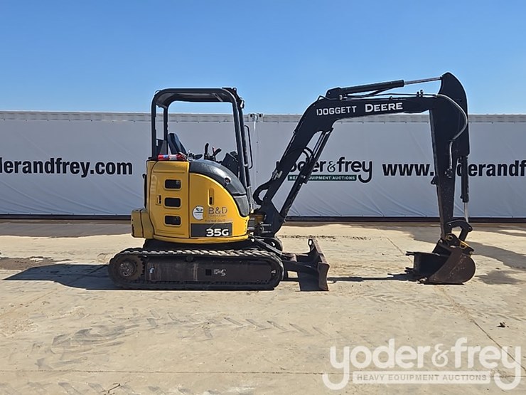 2020-deere-35g-image-6