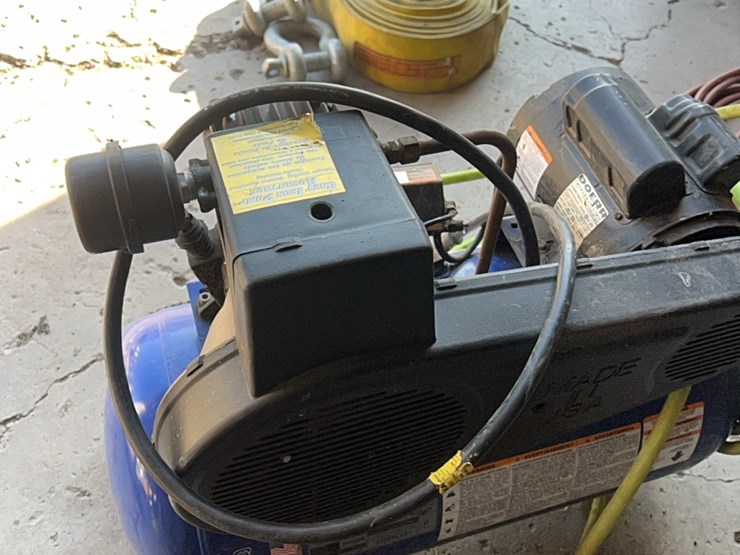 campbell-hausfeld-air-compressor,-works-great-image-17