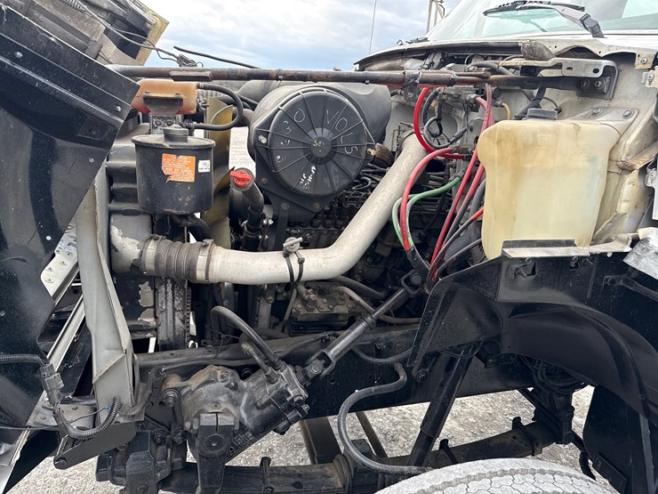 1994-ford-f800-image-9