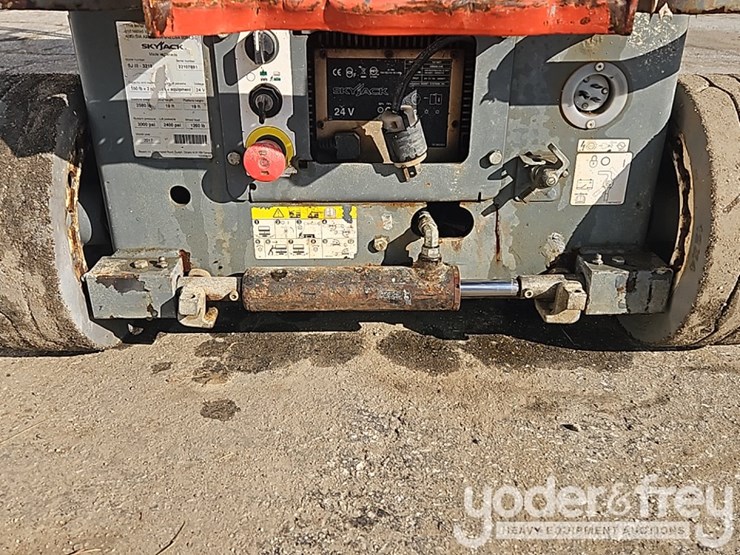 2017-skyjack-sjiii3219-image-26