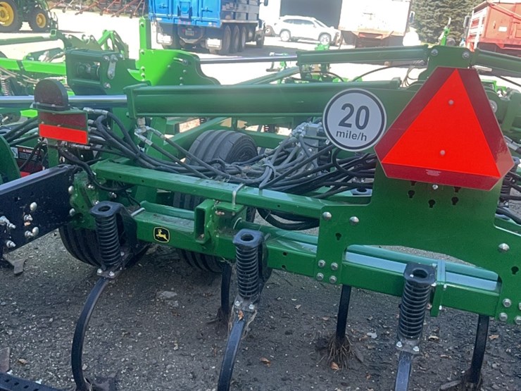 2024-john-deere-52-image-80