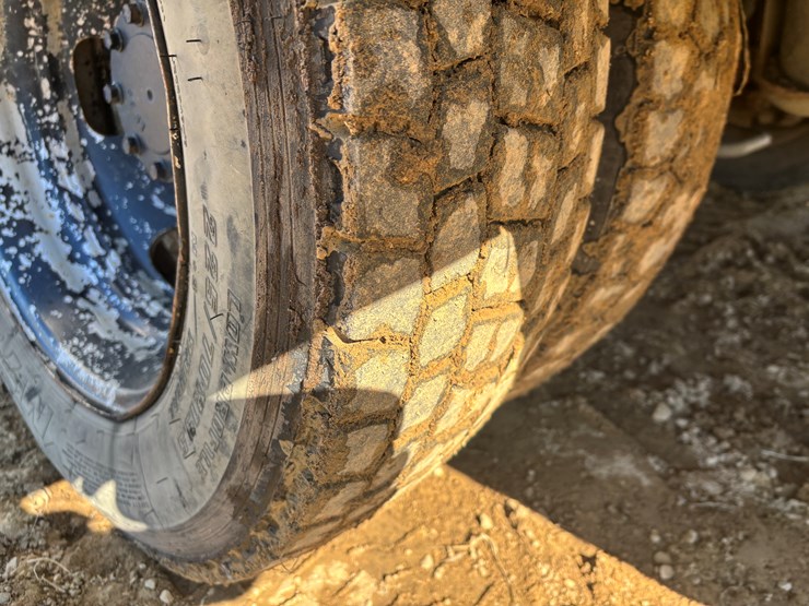 2011-miller-bobcat-225-image-94