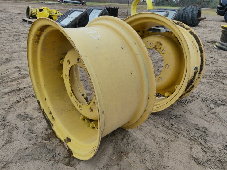 john-deere-front-&-rear-rims-image-2