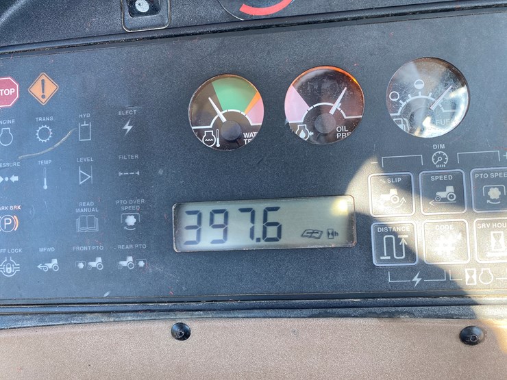 john-deere-8100-image-34