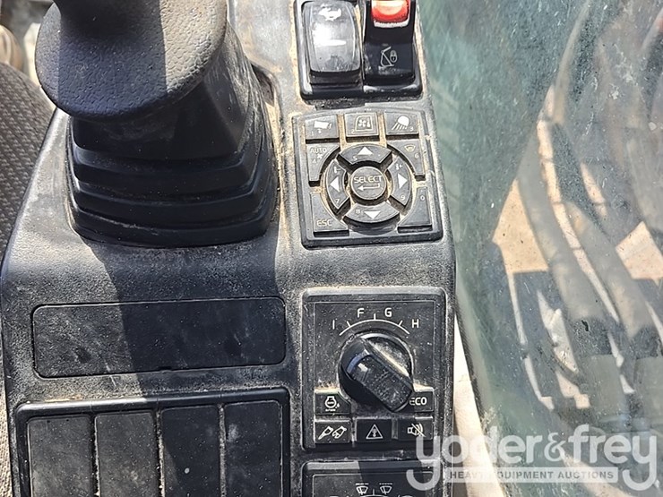 2017-volvo-ec350el-image-81