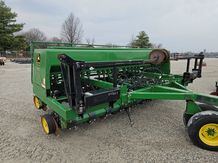 1990-john-deere-750-image-3