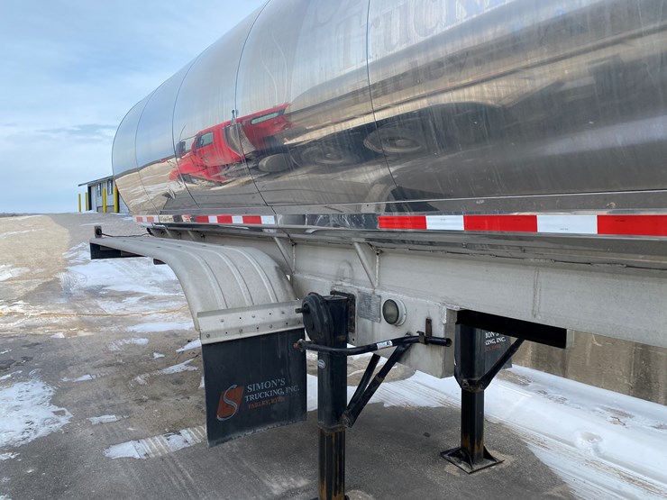 1998-walker-tanker-image-23