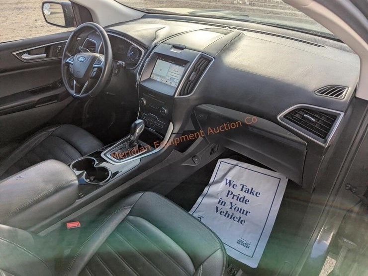 2016-ford-edge-sel-image-21