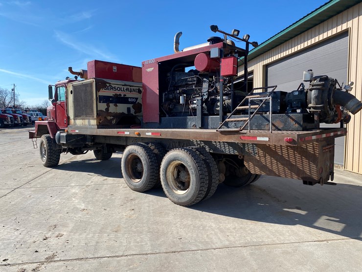 1994-international-paystar-5000-image-12