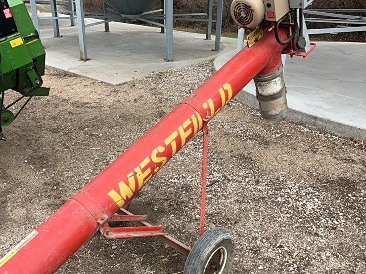 westfield-jump-auger,-has-5-hp-single-phase-220-electric-motor-image-16