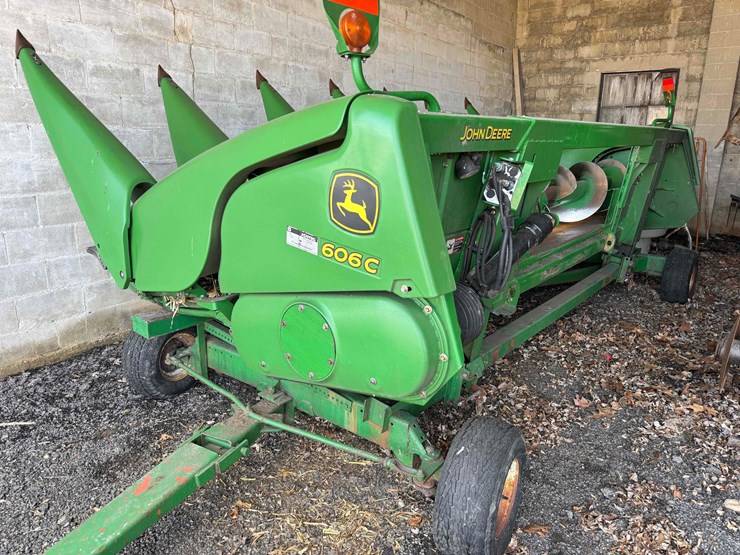john-deere-606c-image-1