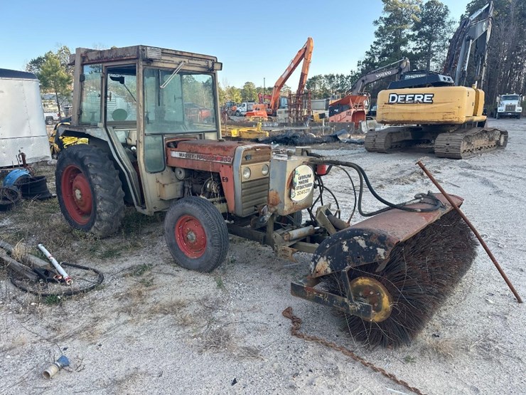 massey-ferguson-253-image-1