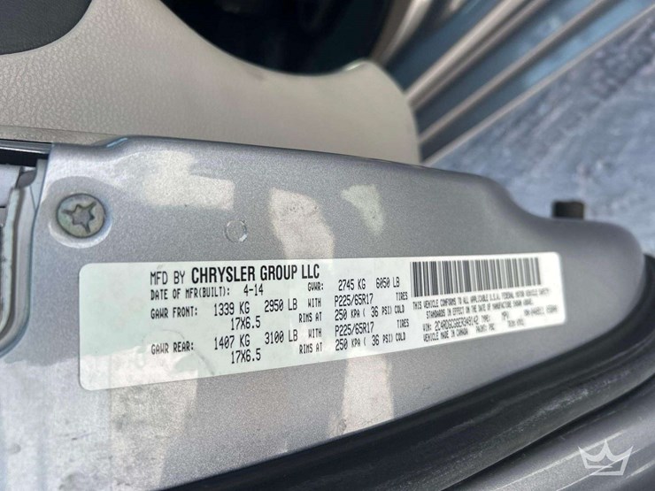 2014-dodge-grand-caravan-image-5