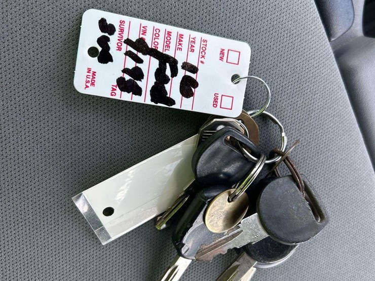 2016-ford-f550-image-30