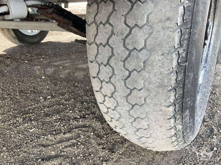 1988-23ft-stealth-craft-boat-w-22ft-boat-trailer-image-29