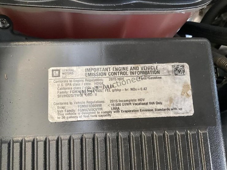 2015-chevrolet-silverado-3500-image-13