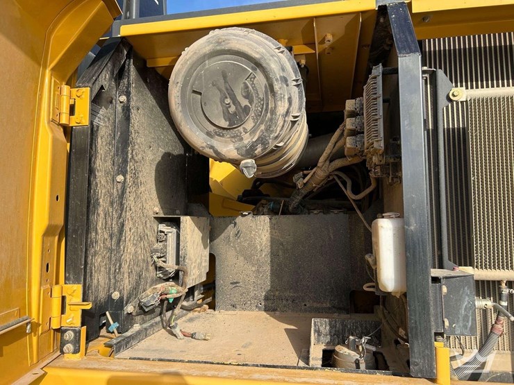 2014-john-deere-350g-hydraulic-excavator-image-9