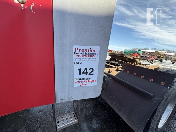 2004-freightliner-columbia-112-image-33