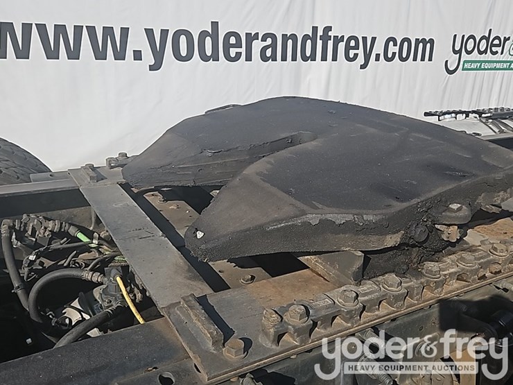 2017-international-8600-image-23