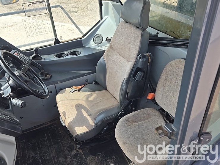 2018-deere-460e-image-72