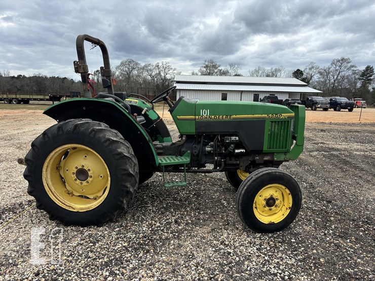 1997-john-deere-5200-image-4