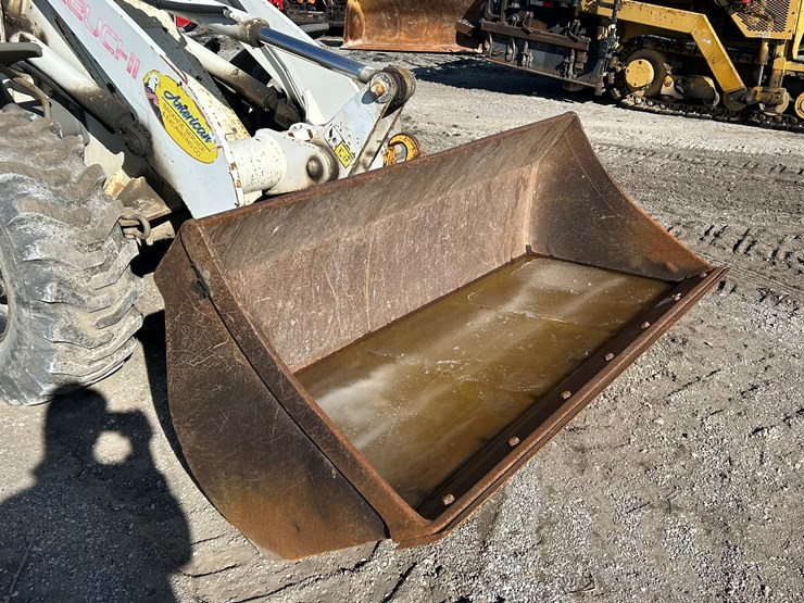 takeuchi-tw80-image-9