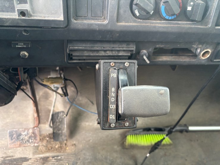 2000-international-4700-image-26