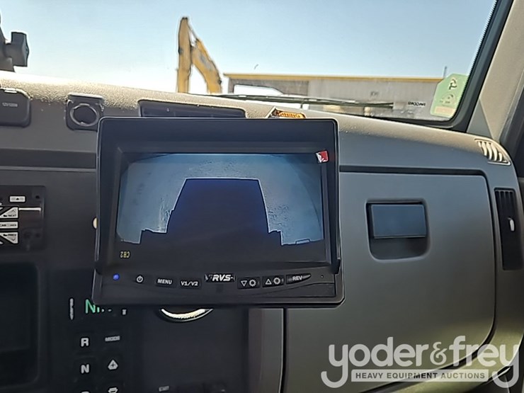 2018-peterbilt-337-image-61