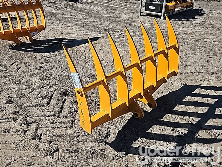 caterpillar-303-image-2